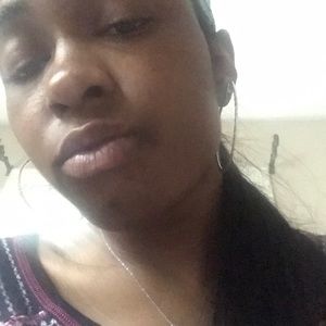 Meet your Posher, Monique